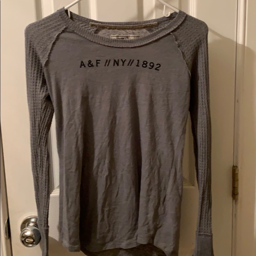 Abercrombie & Fitch XS Grey Long Sleeve Tee